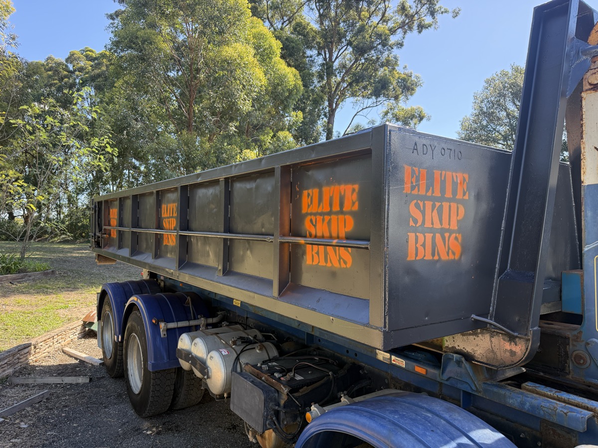 Hook bin hire and haulage