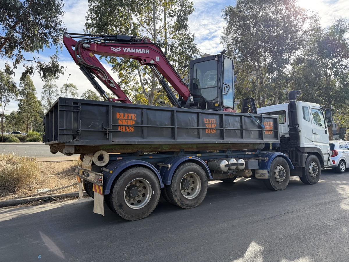 Hook bin hire and haulage