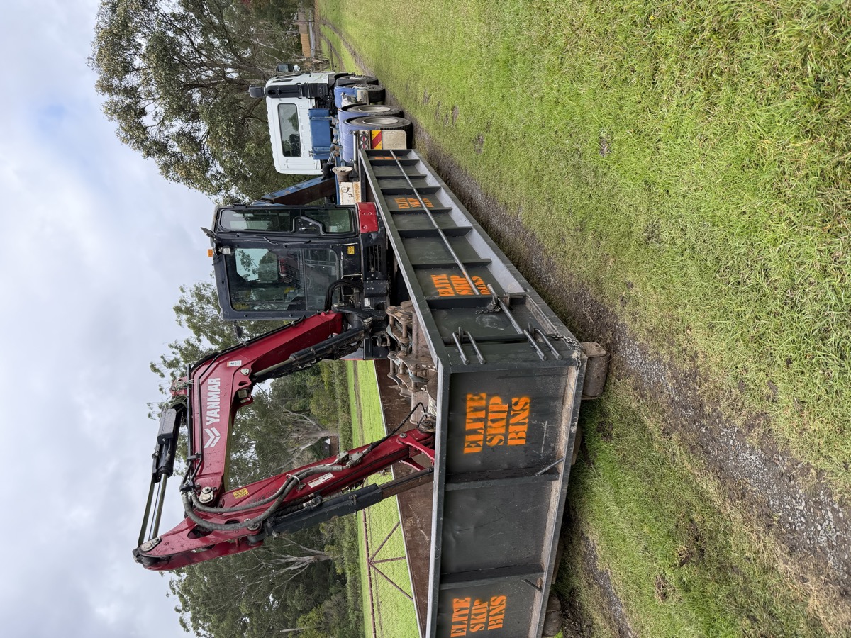 Hook bin hire and haulage